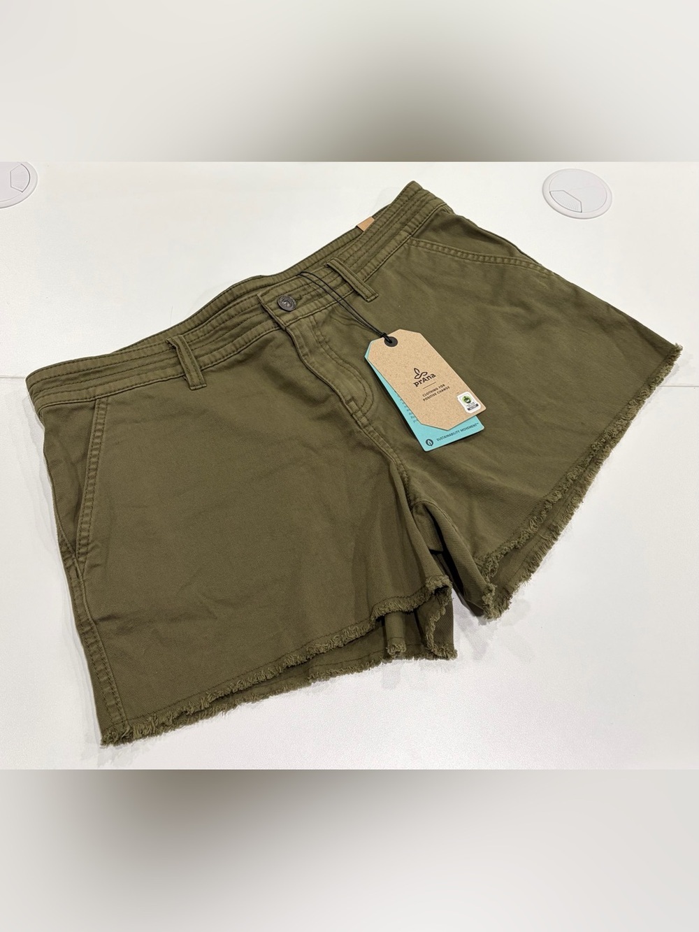 prAna Women's Size 8 Sancho Shorts Green Olive Cutoffs Raw Hems Beach NWT
